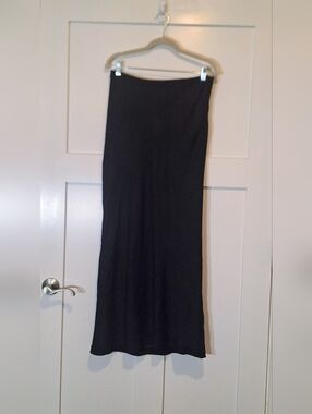 Urban Outfitters Maxi Skirt Krinkly Textured Print Black Stretch Large